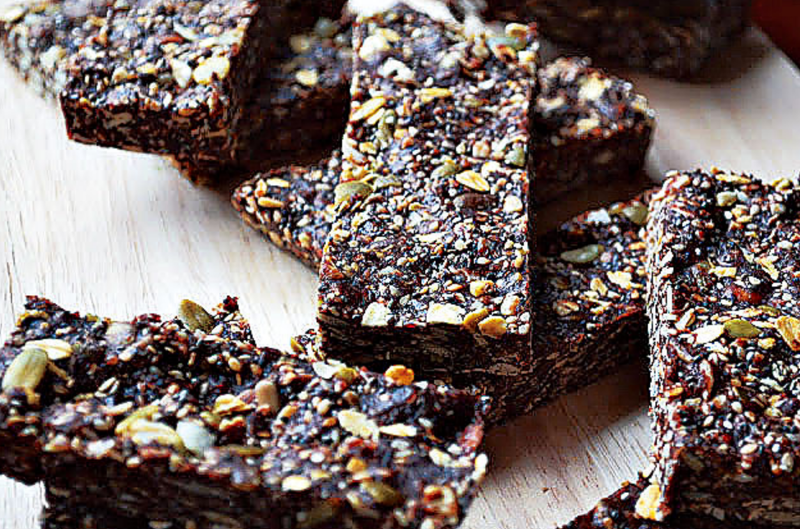 832289976_pumpkin-_almond-_pistachio_cocoa_bars 832289976_pumpkin-_almond-_pistachio_cocoa_bars