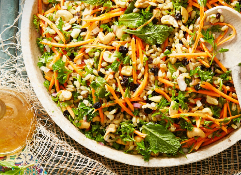 WARM-Barley-and-Cashew-with-Curry-Dressing-fresh-ingredients-delivered WARM-Barley-and-Cashew-with-Curry-Dressing-fresh-ingredients-delivered