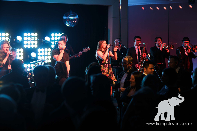 3500x2333xCorporate-Event-Entertainment-1.jpg.pagespeed.ic_.kXMj0fIrAp 3500x2333xCorporate-Event-Entertainment-1.jpg.pagespeed.ic_.kXMj0fIrAp